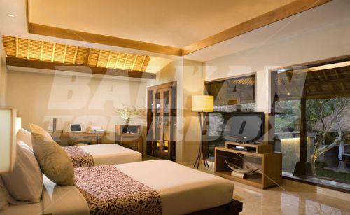 holiday in Kamandalu Resort and Spa