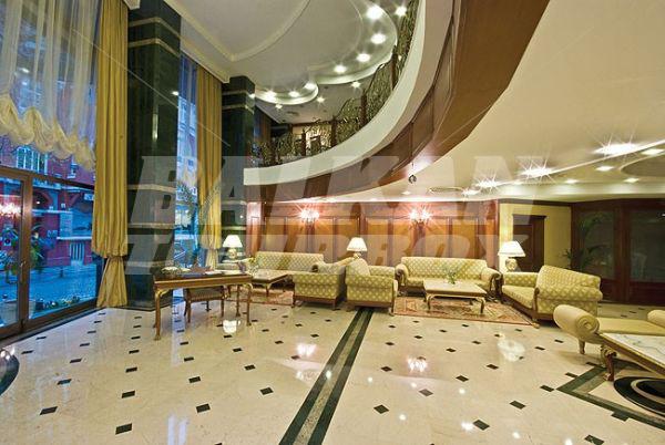 почивка в Elite World Prestige Hotel