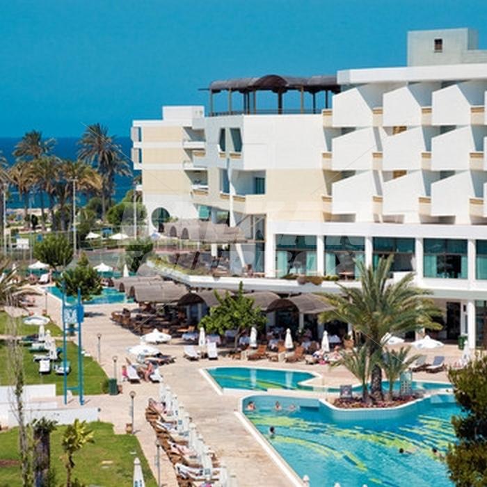 почивка в  Athena Royal Beach Hotel