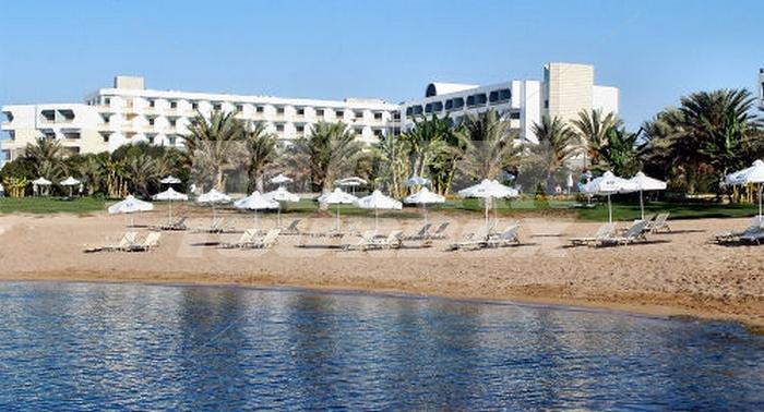 почивка в Athena Royal Beach Hotel