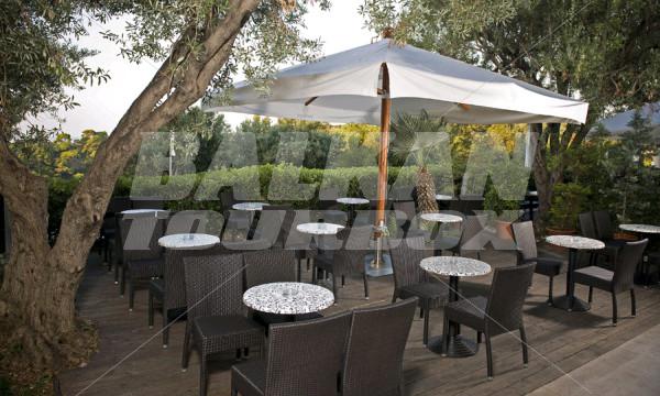 holiday in Lero
