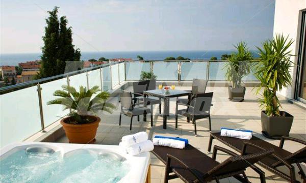 holiday in Lero