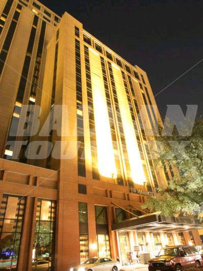 почивка в JW Marriott Houston