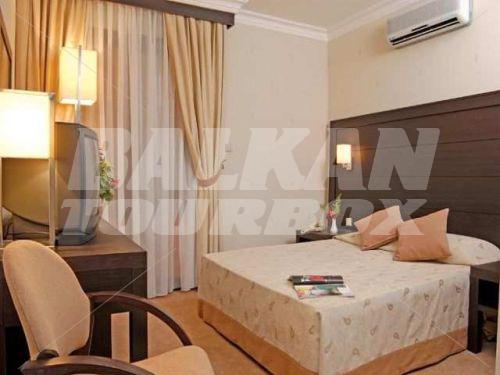 почивка в Piril Hotel