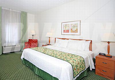 почивка в Fairfield Inn by Marriott Asheville Airport