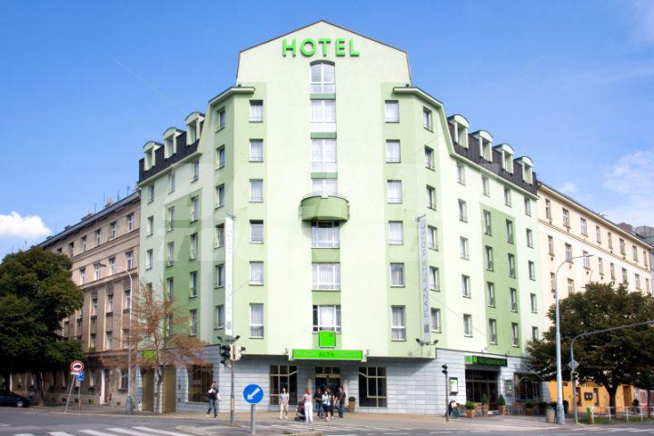 почивка в  Plaza Alta Praha