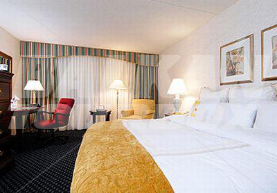 почивка в Charleston Marriott Town Center
