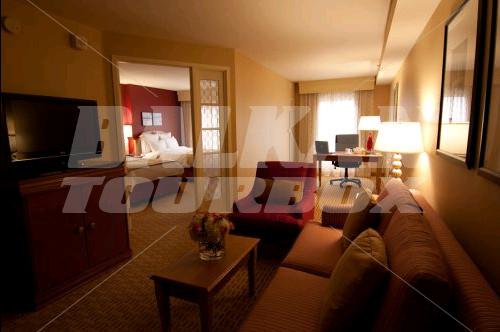 holiday in Anaheim Marriott Suites