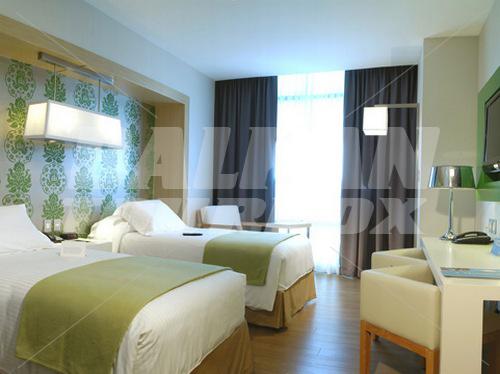 почивка в NH Valle Dorado
