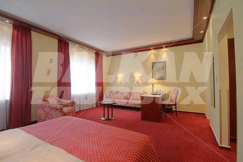 почивка в Best Western Hotel Zur Post