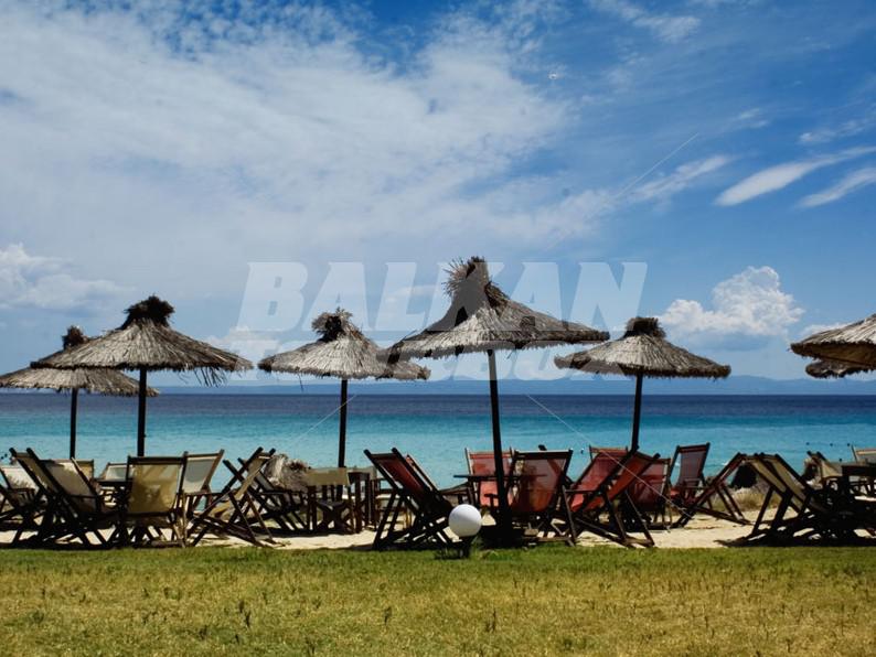 почивка в Polychrono Beach