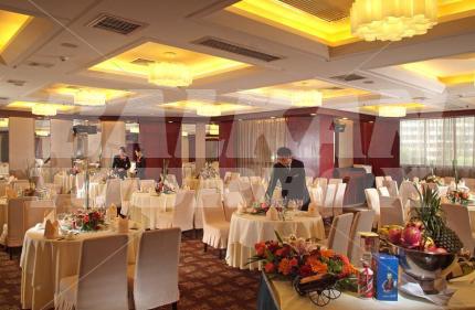 holiday in Grand Skylight