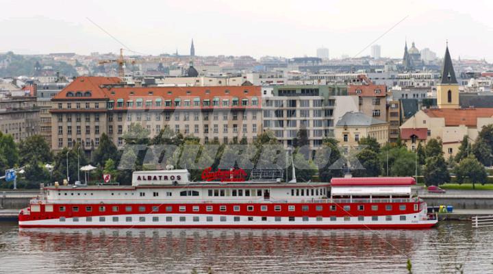holiday in Botel Albatros