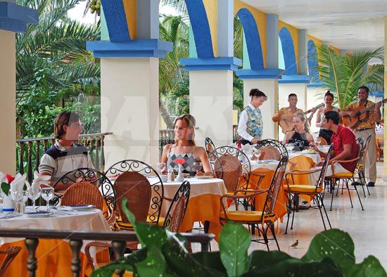 holiday in Sol Club Sirenas Coral