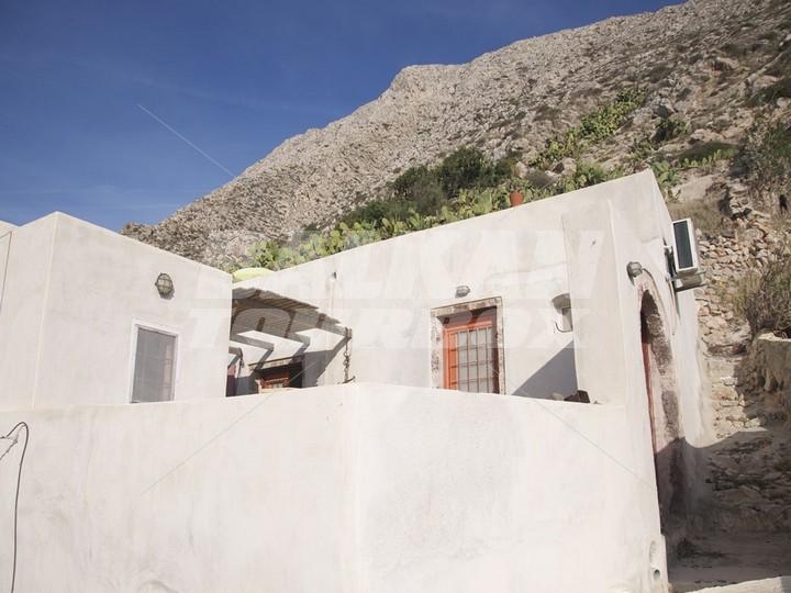 holiday in Cave in Santorini - villa 01, 2 bedrooms