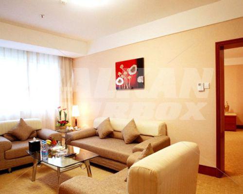 holiday in Jingmin Central