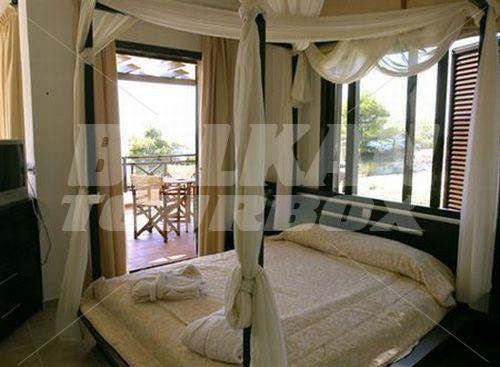 почивка в Elani Bay Resort