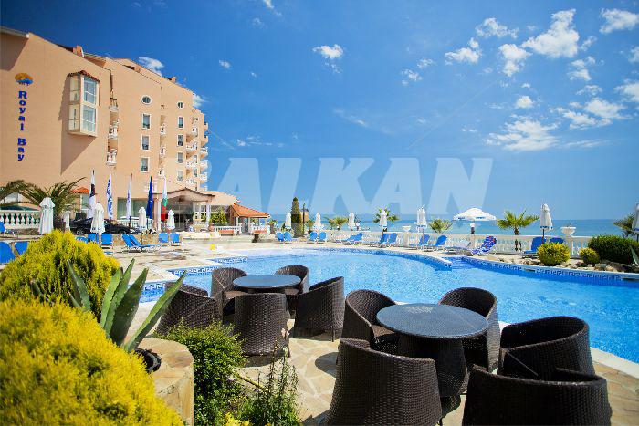 holiday in Royal Bay