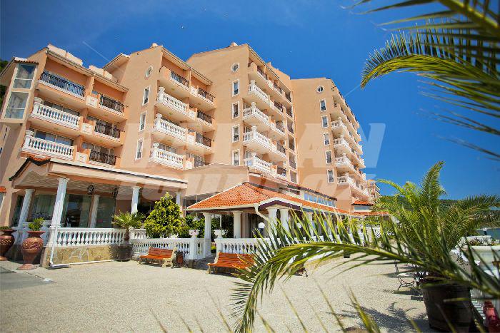 holiday in Royal Bay