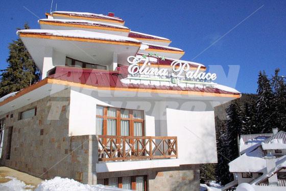 holiday in Elina Palace