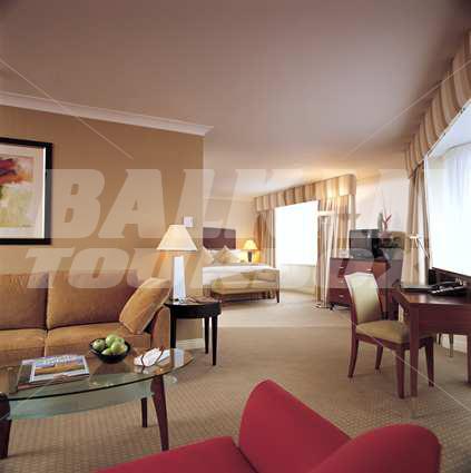 почивка в Conrad Dublin