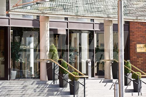 почивка в  Conrad Dublin