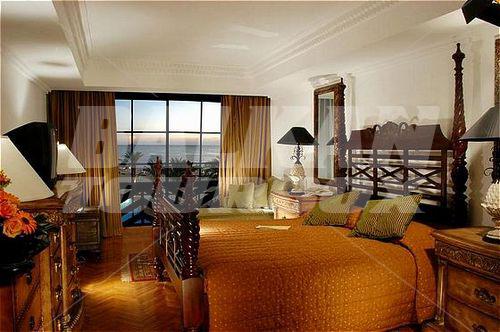 holiday in Crowne Plaza