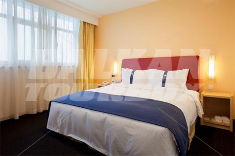 holiday in Holiday Inn Express Zhabеi