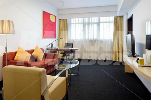 holiday in Holiday Inn Express Zhabеi