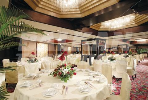 holiday in Regal Oriental