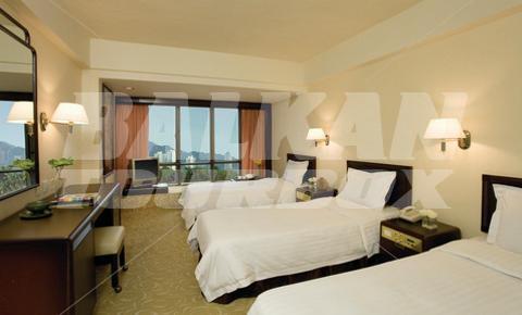 holiday in Regal Oriental