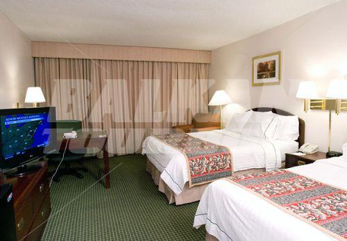 почивка в Courtyard by Marriott Lafayette Airport