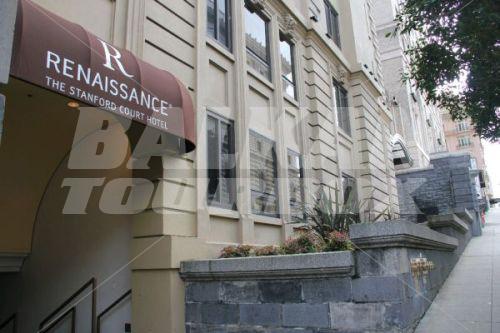 почивка в The Stanford Court Renaissance by Marriott San Francisco