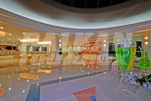 holiday in Kipriotis Hippocrates and Maris Suites