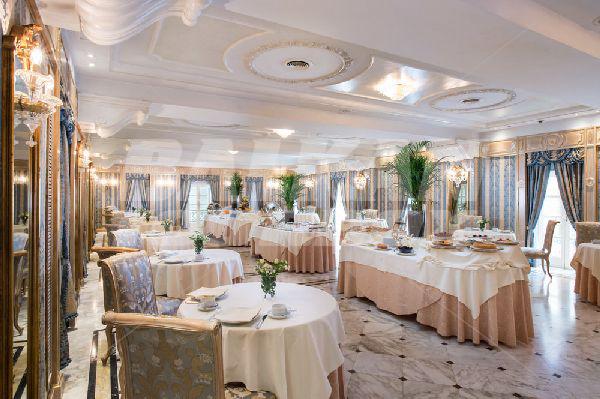 почивка в Grand Hotel Des Bains