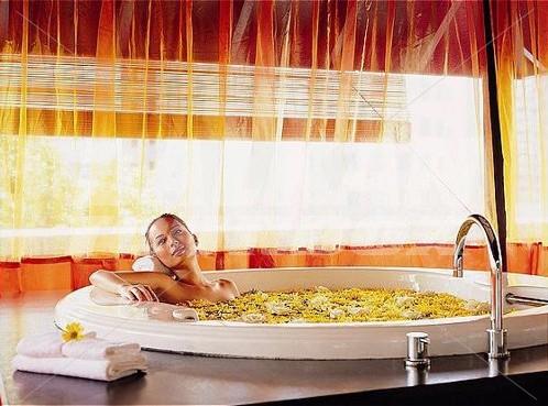 holiday in Crown Plaza