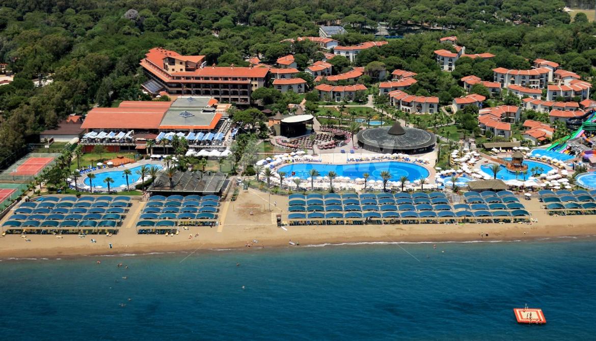 почивка в Papillon Belvil Holiday Village