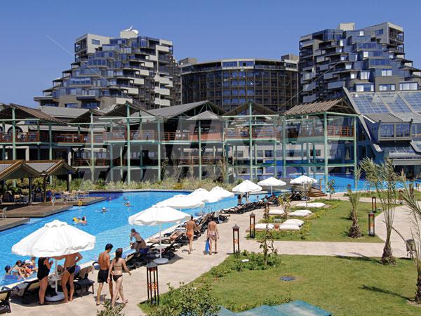 почивка в Limak Lara Deluxe