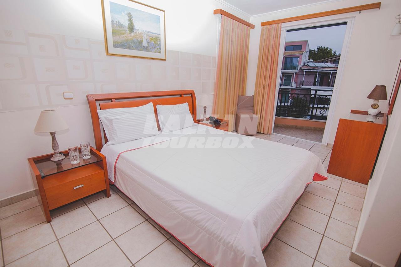 holiday in Grand Nefeli