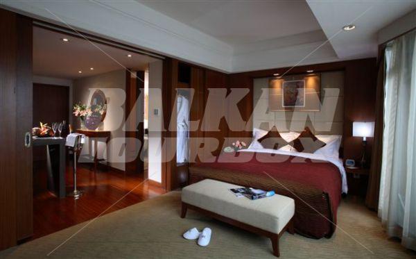 holiday in Grand Mercure Hongqiao