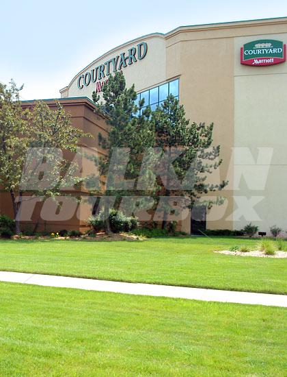 почивка в Courtyard by Marriott Columbus West