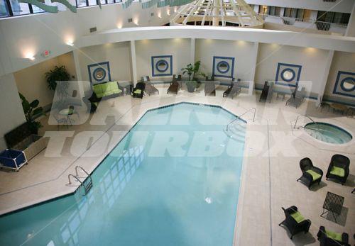 почивка в Courtyard by Marriott Columbus West