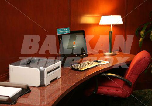 почивка в Courtyard by Marriott Columbus West