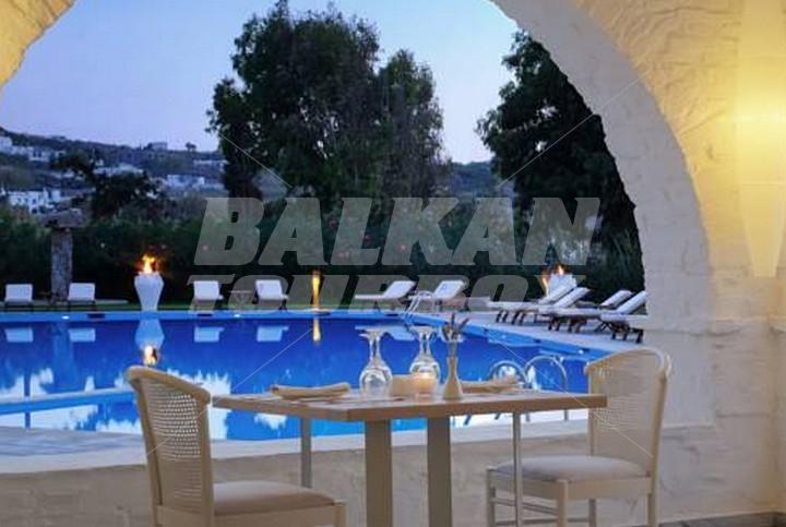 holiday in Yria Resort