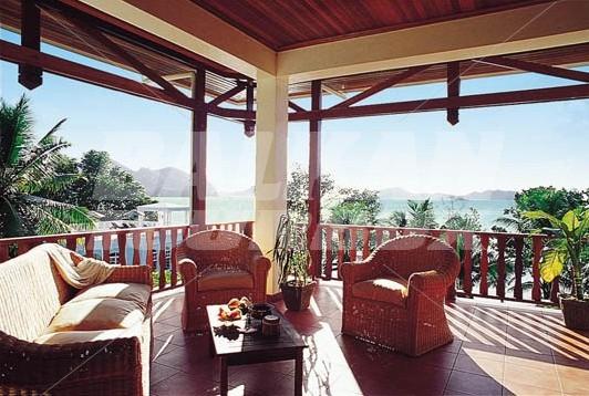 holiday in L'Archipel