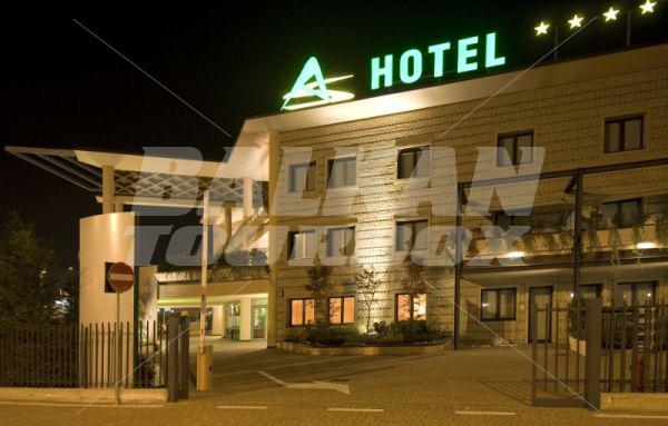 почивка в AS Hotel Cambiago