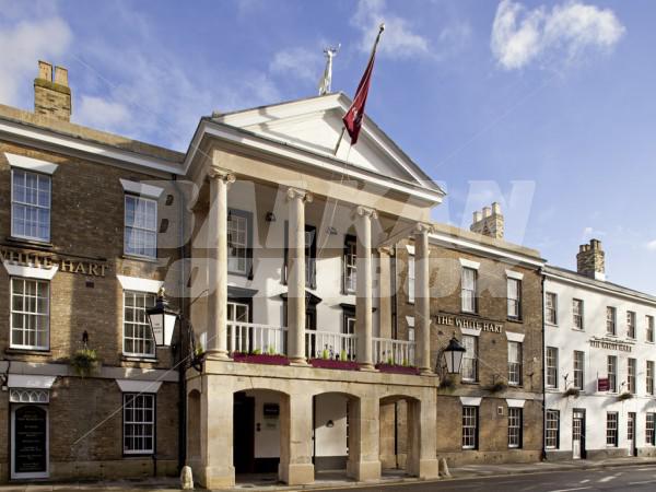 почивка в  Mercure White Hart Salisbury