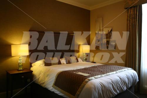 почивка в Mercure White Hart Salisbury