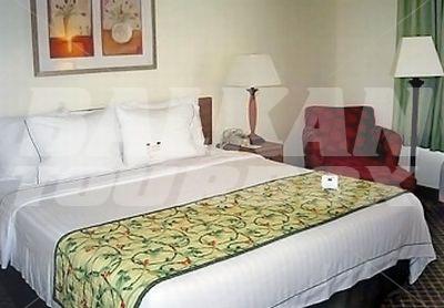 почивка в Fairfield Inn by Marriott Arlington Near Six Flags