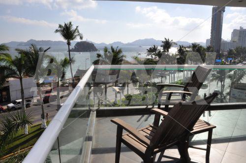 почивка в Acapulco Tortuga